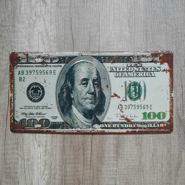 100 dolara