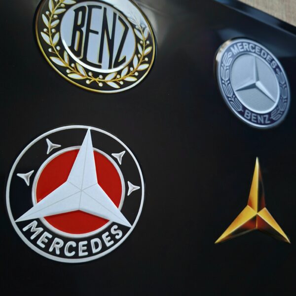 MERCEDES BENZ Logo Evolution 40x30cm