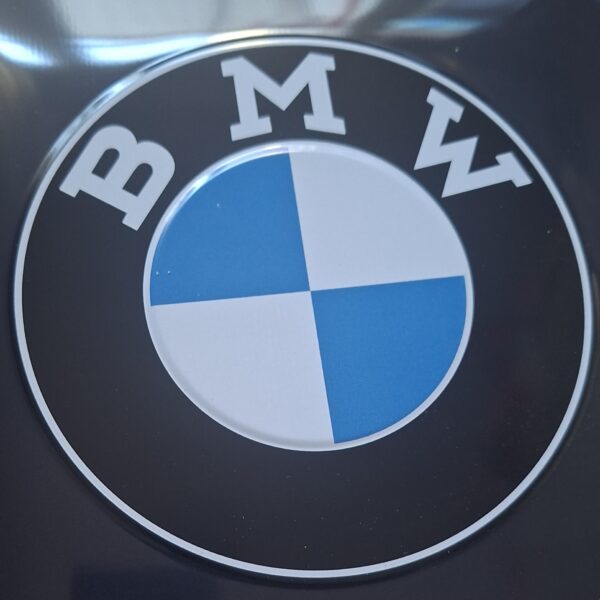 20261023-144451 BMW Parking Only